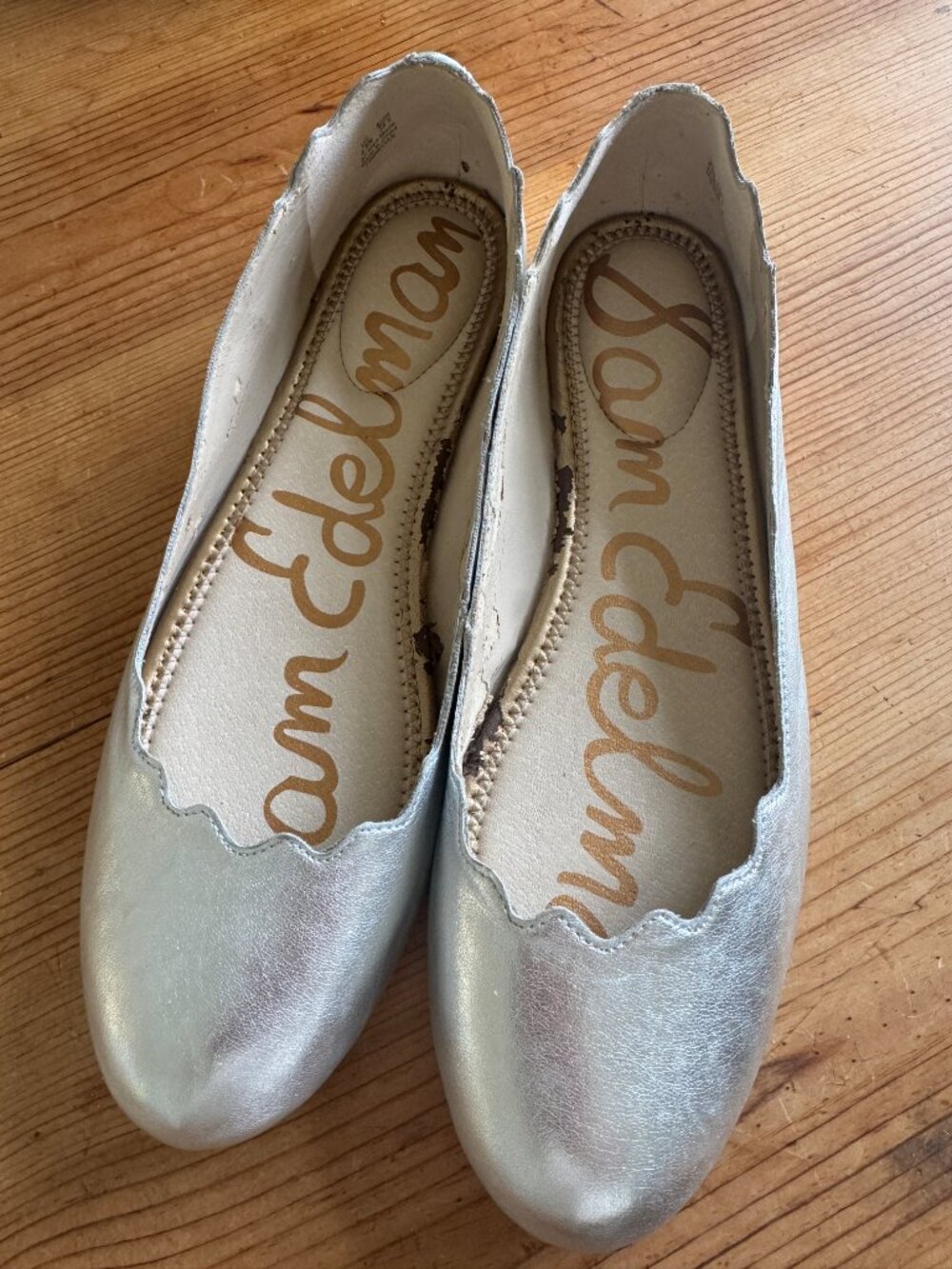 Sam Edelman Finnegan Metallic Silver Scalloped Ballet Flats 8.5